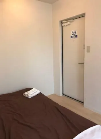 World Travelers House Creaun 0*, Tokio